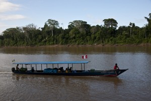 Motorized canoe