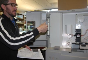Mr. Thomas describes how the genetic analyzer helps to finalize products of PCR. The DNA fragments obtained from PCR are run through the genetic analyzer and are dyed with fluorescent colors, a process similar to gel electrophoresis, to determine the hereditary material of an animal or the gender. This is useful when Mr. Thomas assists in determining the best mating pair for California condors to produce the most viable offspring.